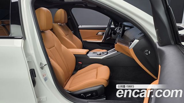 BMW 3-Series 2024 — photo 16