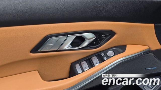 BMW 3-Series 2024 — photo 27