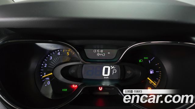 Renault Korea QM3 2015 — photo 8