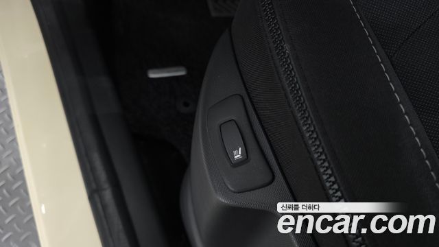 Renault Korea QM3 2015 — photo 12