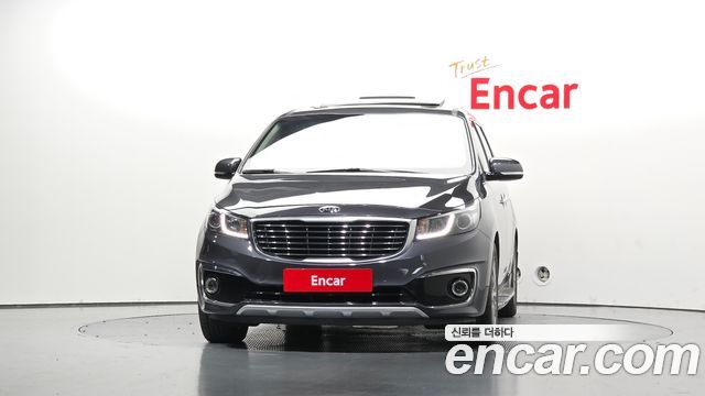 Kia Canival 2015 — photo 3