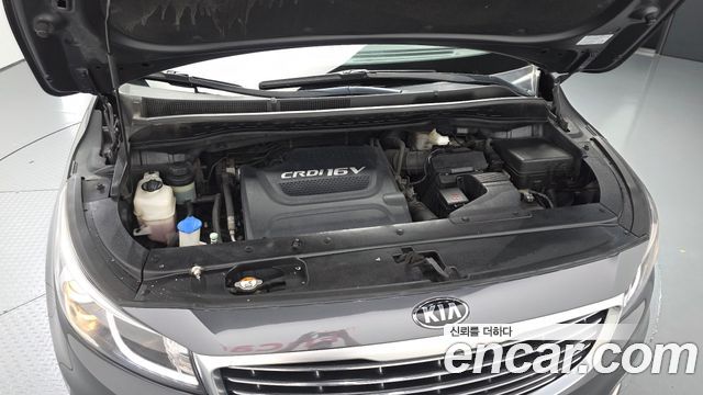 Kia Canival 2015 — photo 6