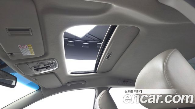 Kia Canival 2015 — photo 22