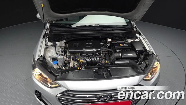 Hyundai AVANTE 2017 — photo 6