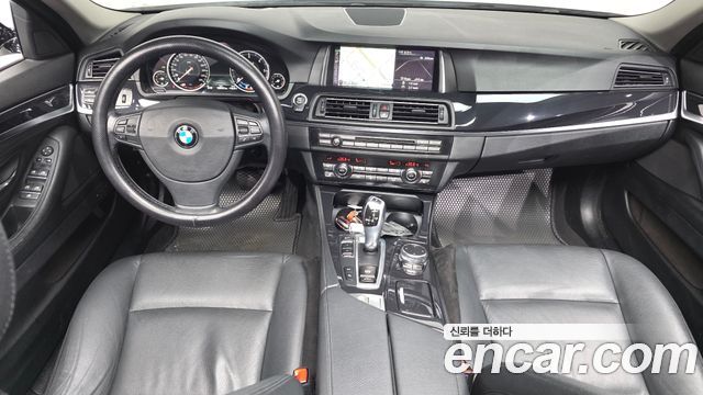 BMW 5-Series 2016 — photo 7