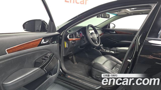 Kia K7 2016 — photo 13