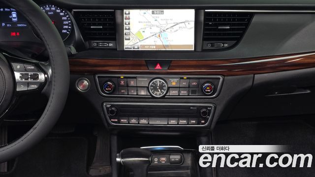 Kia K7 2016 — photo 20