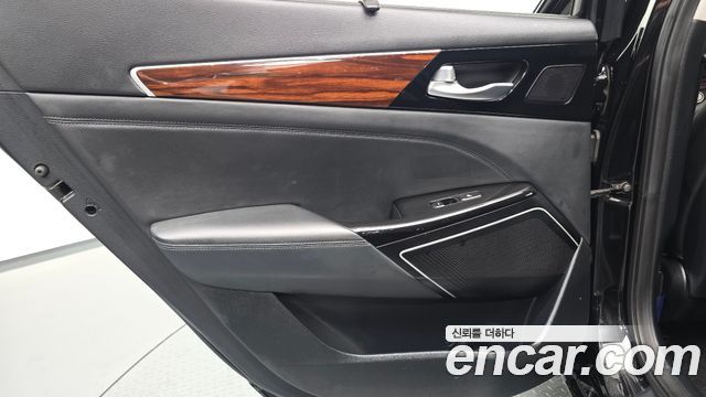 Kia K7 2016 — photo 15