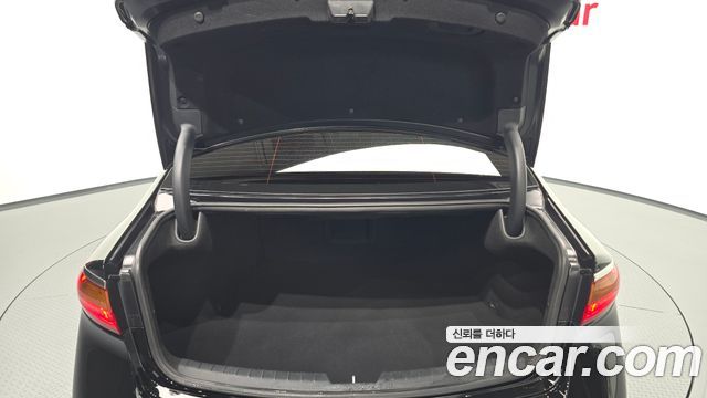 Kia K7 2016 — photo 31
