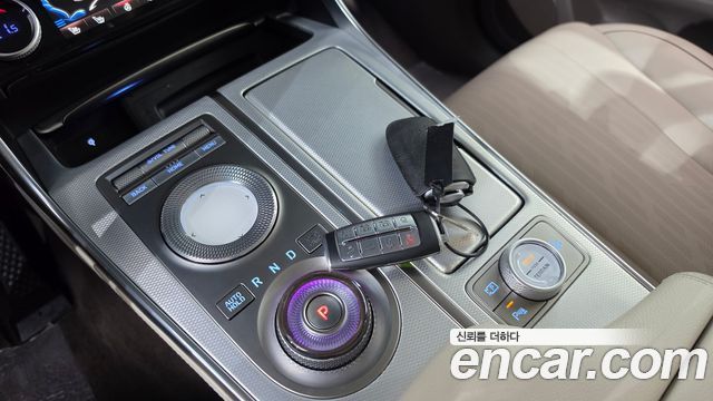 Genesis GV80 2022 — photo 12
