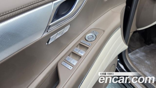 Genesis GV80 2022 — photo 26