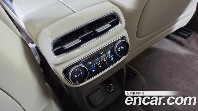 Genesis GV80 2022 — photo 27