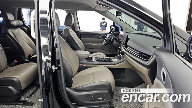 Kia Canival 2024 — photo 17