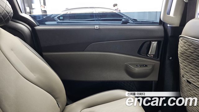 Kia Canival 2024 — photo 15