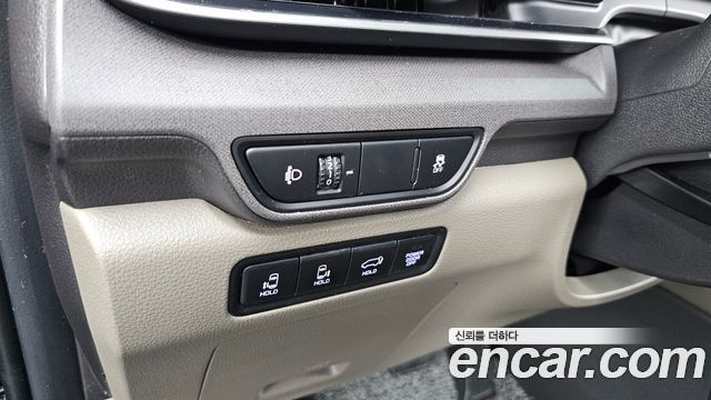 Kia Canival 2024 — photo 30