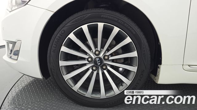 Kia K7 2013 — photo 5