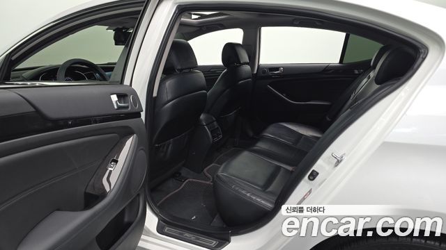 Kia K7 2013 — photo 17