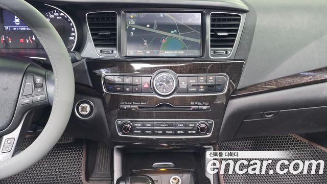 Kia K7 2013 — photo 20