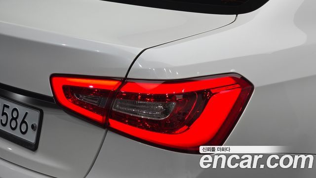 Kia K7 2013 — photo 9