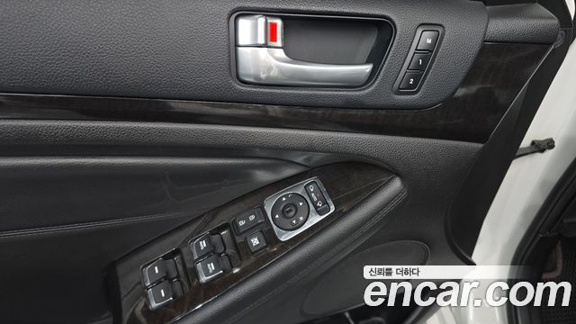 Kia K7 2013 — photo 31