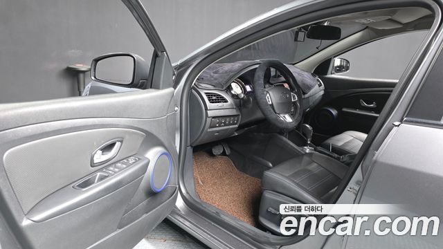 Renault Korea SM3 2019 — photo 13