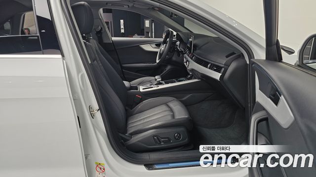Audi A4 2020 — photo 16