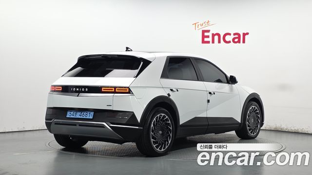 Hyundai Ioniq5 2023 — photo 2