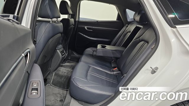 Hyundai Sonata 2024 — photo 17