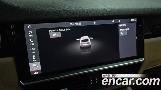 Porsche Cayenne 2019 — photo 22
