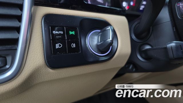 Porsche Cayenne 2019 — photo 24