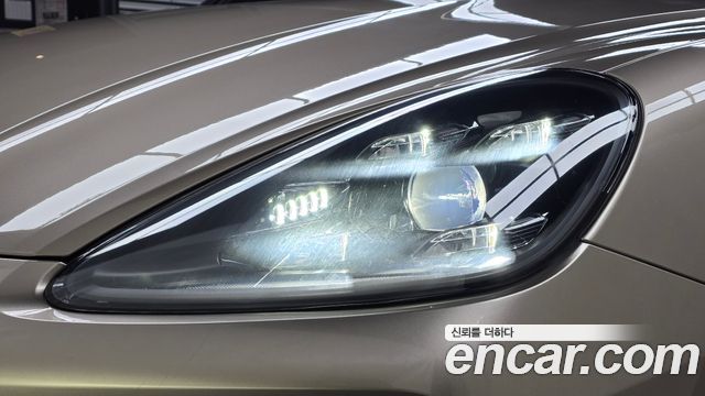 Porsche Cayenne 2019 — photo 8