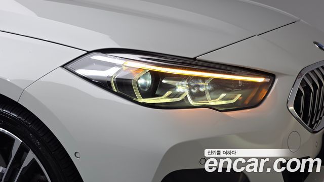 BMW 2-Series 2021 — photo 8