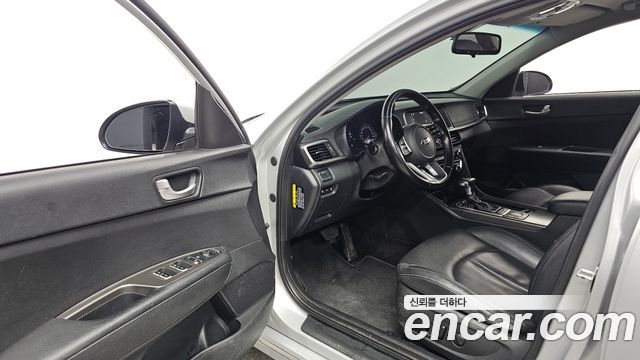 Kia K5 2019 — photo 10