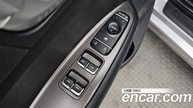Kia K5 2019 — photo 12