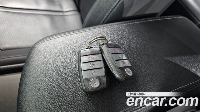 Kia K5 2019 — photo 19