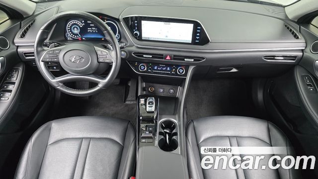 Hyundai Sonata 2022 — photo 10