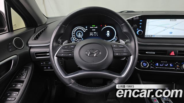 Hyundai Sonata 2022 — photo 20