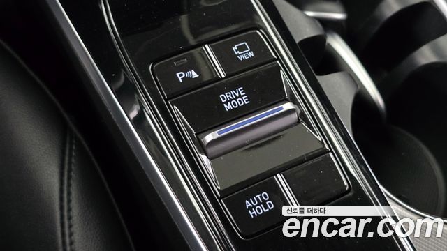 Hyundai Sonata 2022 — photo 24