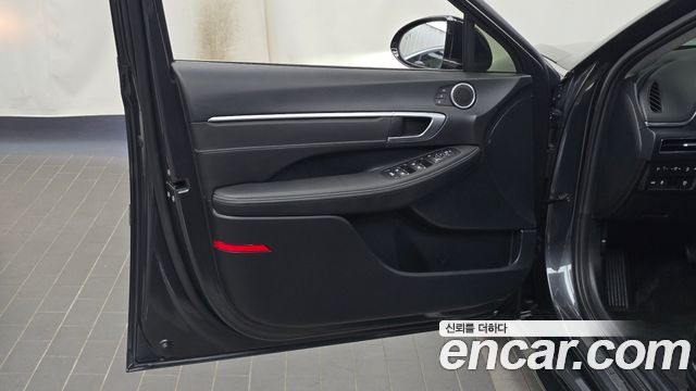 Hyundai Sonata 2022 — photo 14