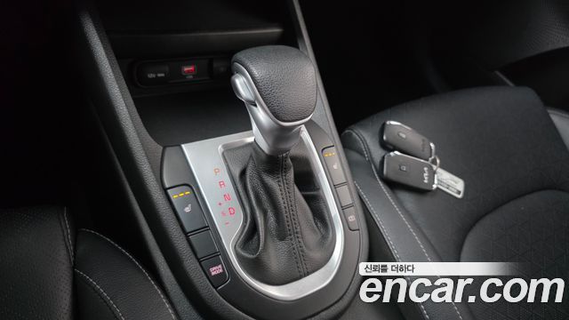 Kia K3 2022 — photo 9