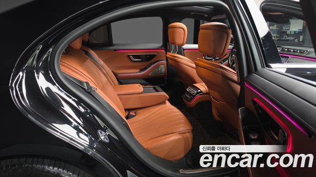 Mercedes-Benz S-Class 2022 — photo 17