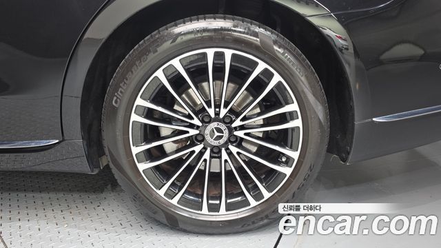 Mercedes-Benz S-Class 2022 — photo 7