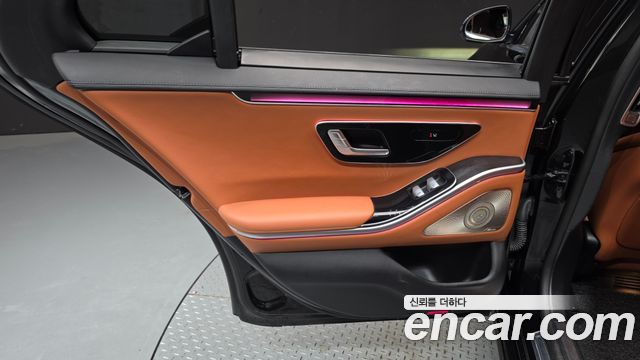 Mercedes-Benz S-Class 2022 — photo 15