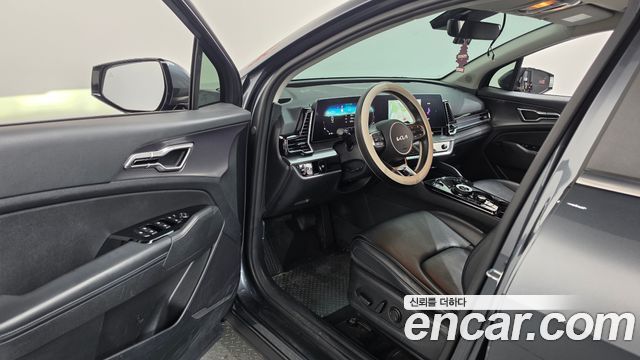 Kia Sportage 2023 — photo 13