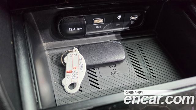 Kia Sportage 2023 — photo 21
