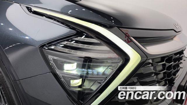 Kia Sportage 2023 — photo 8