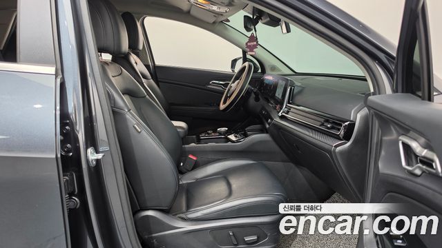 Kia Sportage 2023 — photo 16