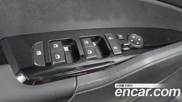 Kia Sportage 2023 — photo 29
