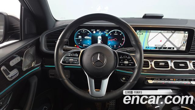 Mercedes-Benz GLE-Class 2022 — photo 18
