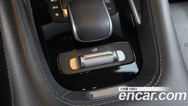 Mercedes-Benz GLE-Class 2022 — photo 21